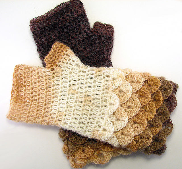 Lady Gwendolyn's Chrysanthemum Cuffs