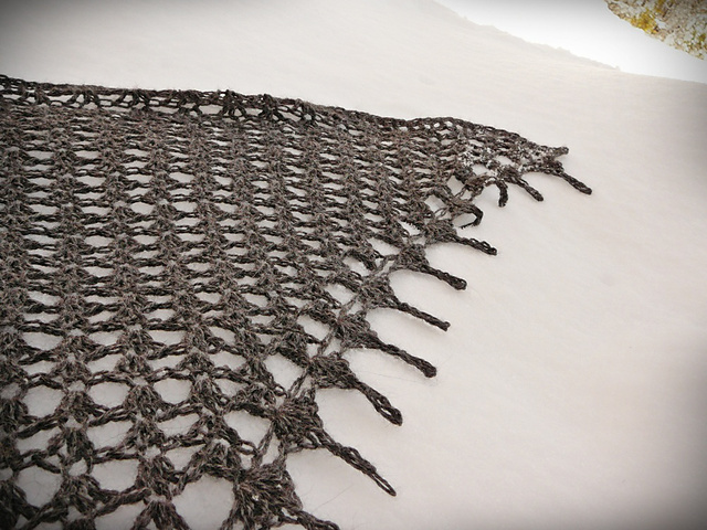 Hinterland Shawlette