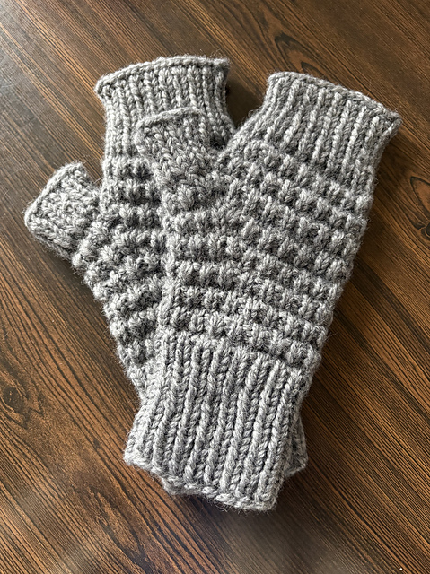 Tea Time Mitts