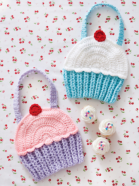 Cupcake Bibs