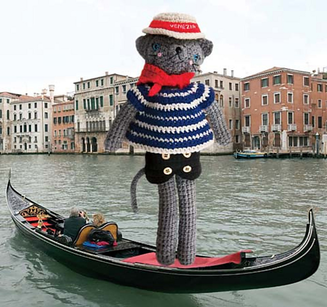 Coco Goes to Venice