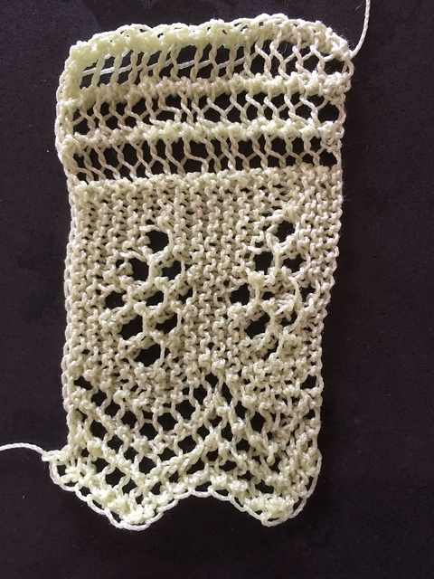 Single Diamond Knit Lace