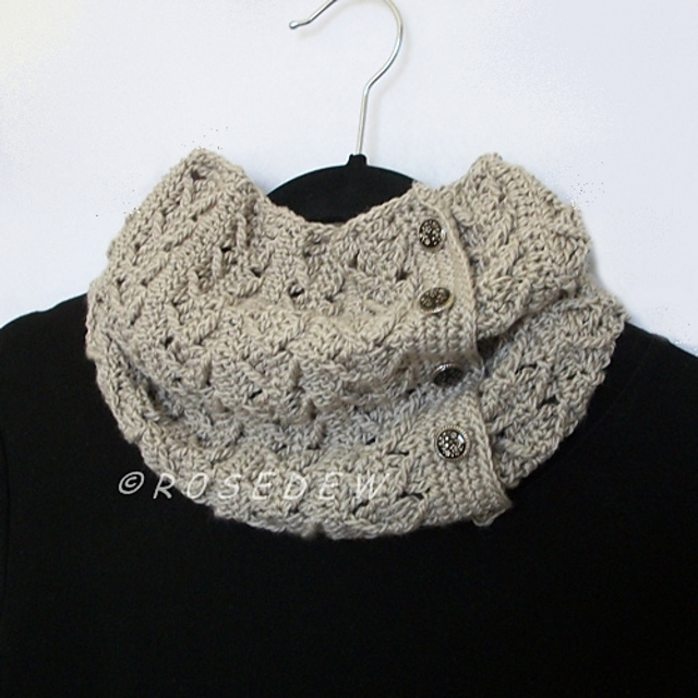 Slouchy Arrowhead Buttoned Neck Warmer