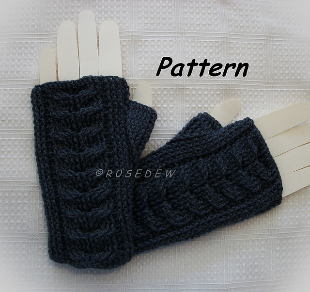 Staghorn Cable Fingerless Mitts