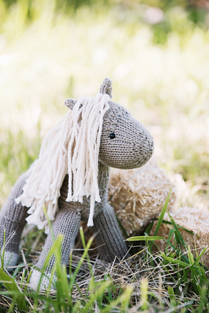 Ravelry: Rocky Mountain Knitted Horse pattern by Rachel Borello Carroll