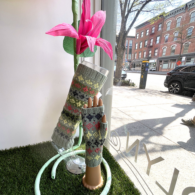 Herbaceous Legwarmers + Mitts