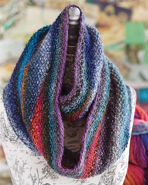Color-Shift Cowl