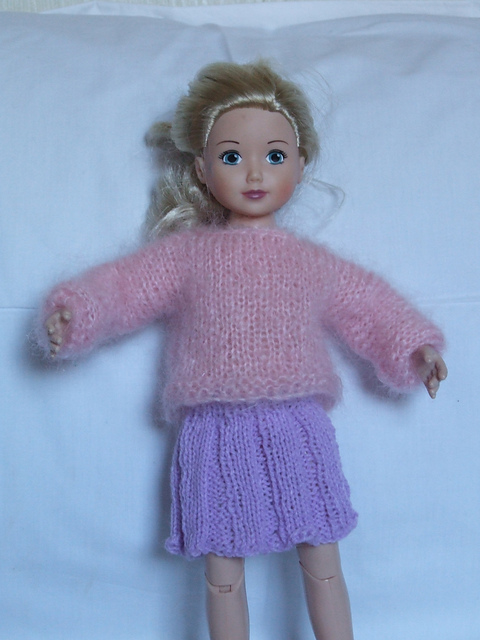 Easy jumper for 13-14in doll