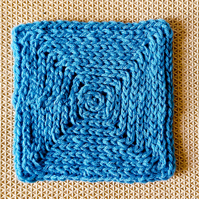 SC Solid Raised Ridges Square