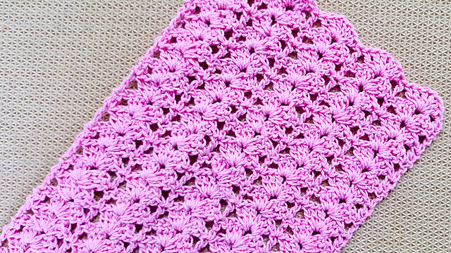 Adore Table Runner