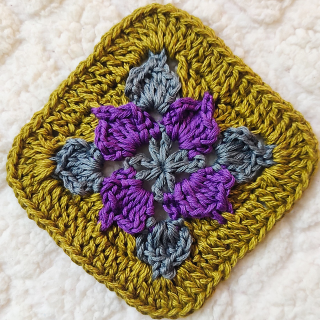 Picot Flower Square Motif
