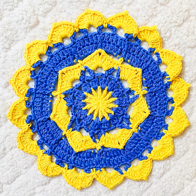 Blooming Flower Doily