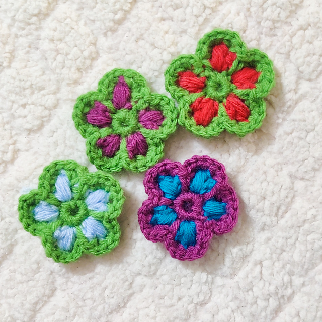 Easy Puff Stitch Flower