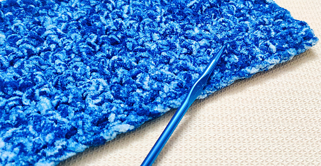 Speckled Yarn Blanket