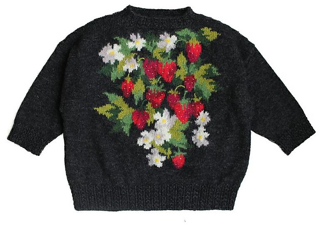 Ravelry: Strawberry and Flower Pullover 苺と花プルオーバーのキット