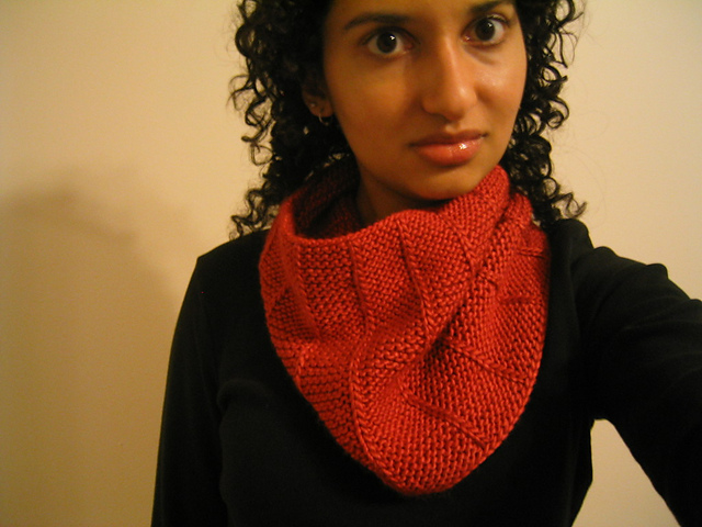 Nom Nom Nom Cowl