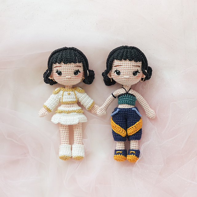 Black hair Kpop Girls