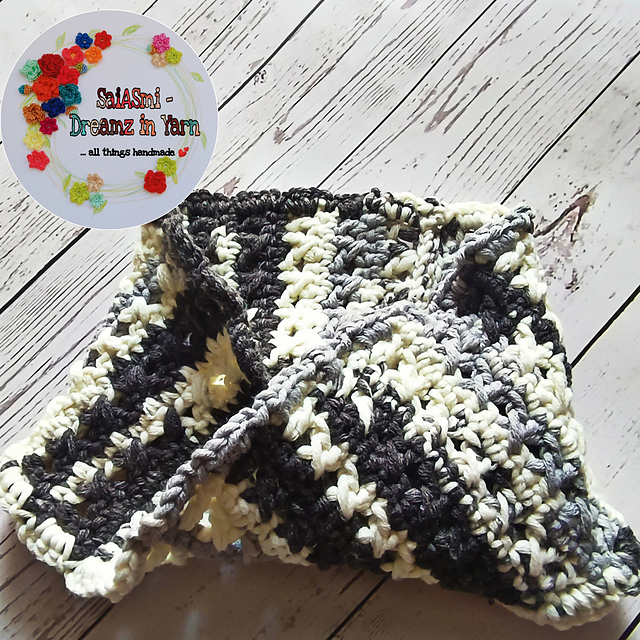 Cross My Heart twisted Cowl