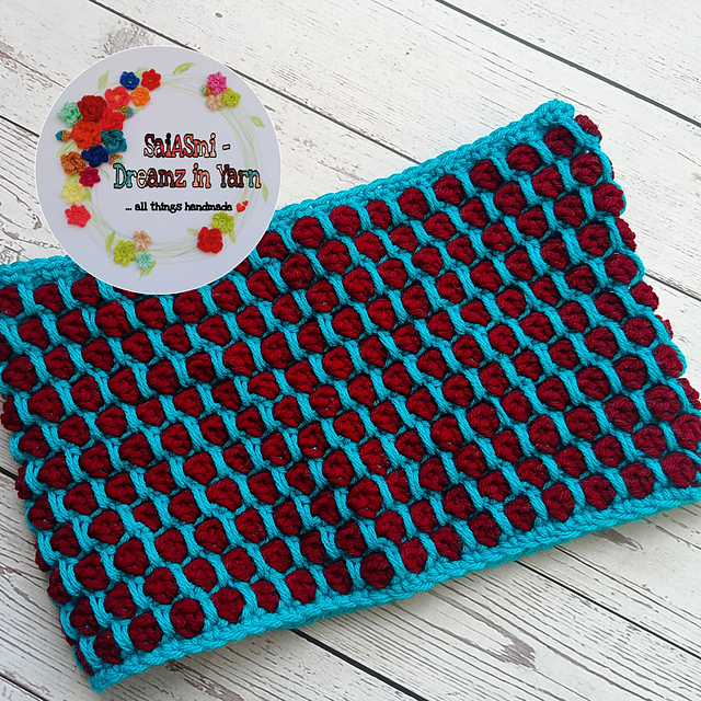 Very Berry Reversible Cowl