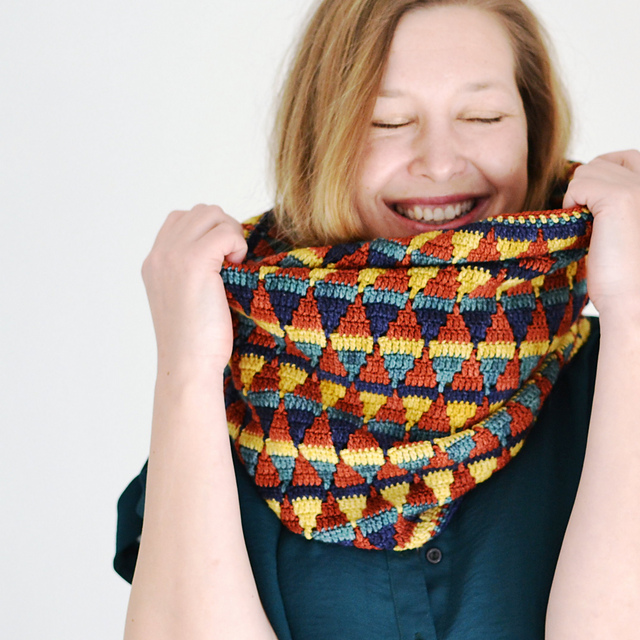 Trillian Cowl