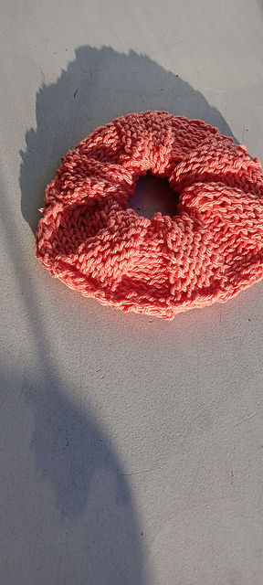 Kornel scrunchie