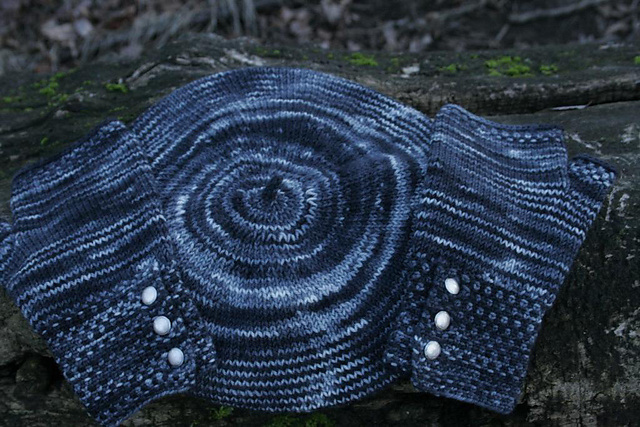 Katherine Hepburn Mitts