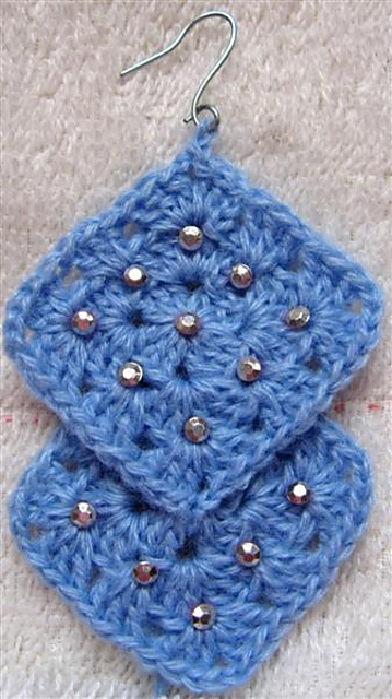 Earrings 1: Granny Square