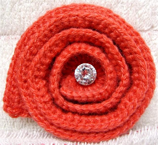 Brooch 8 – Red rose 2