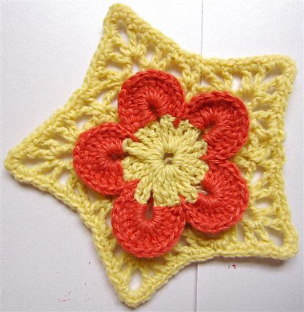 Doily 8 – Peach flower 3