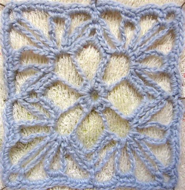 Doily 26 – Lacy Doily 11