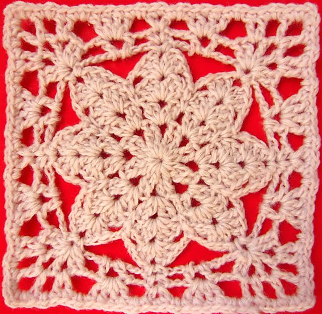 Doily 50 – Lacy Doily 35