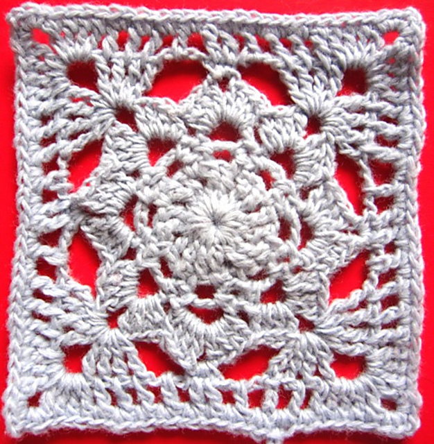 Motif 24 – Lacy Motif 22