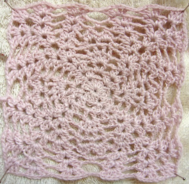 Motif 36 – Lacy Motif 34