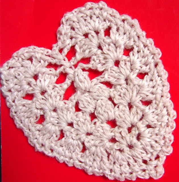 Motif 50 – Lacy Heart 1