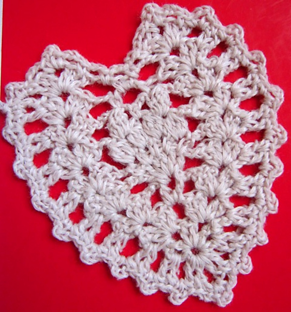 Motif 52 – Lacy Heart 3