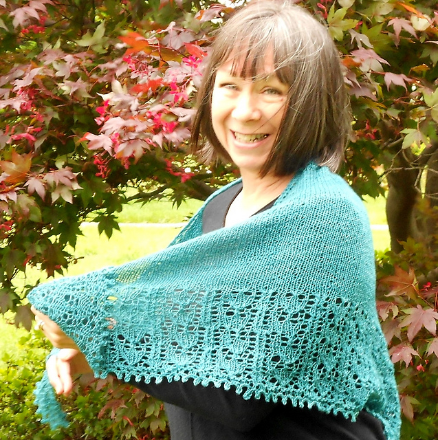 Peeping Hearts Shawl