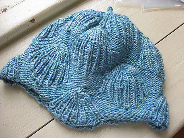 Seven-Rib Shell Hat