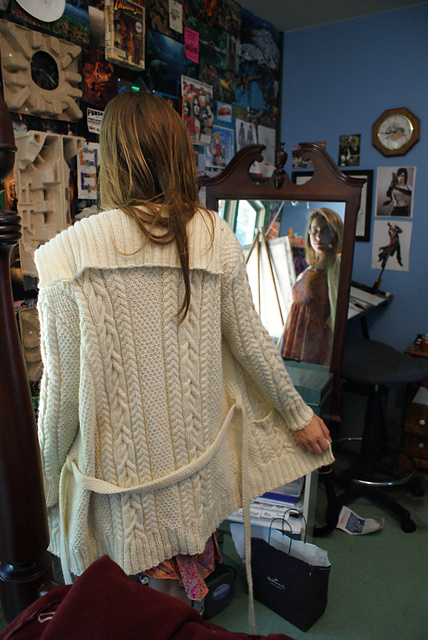 08 Jacke mit Zopfmuster / Jacket with Cable Pattern