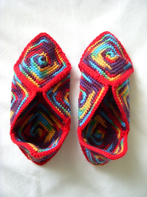 12 Squares = 1 pair slippers