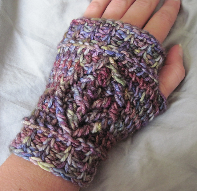 Apple Picking Fingerless Gloves