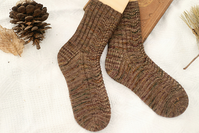 Feathers & Bones Socks
