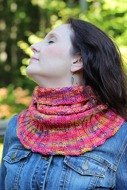 Snakes & Ladders Cowl