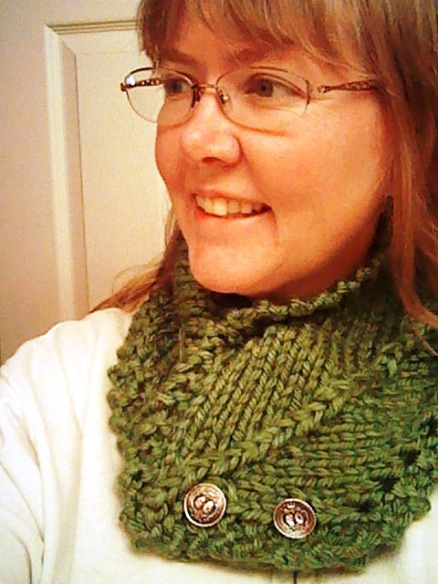 Center-Stitch Mitered Cowl