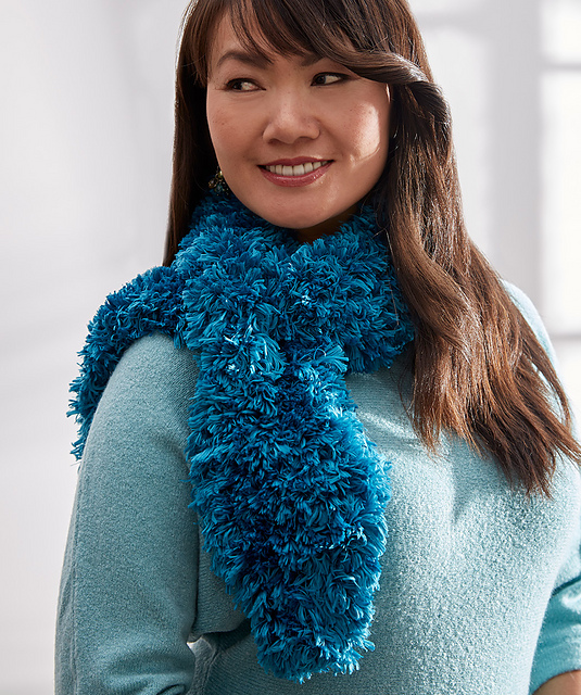 Trendy Fur Keyhole Scarf