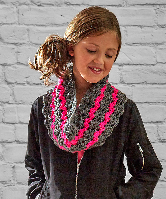 Dazzling Kid's Cowl