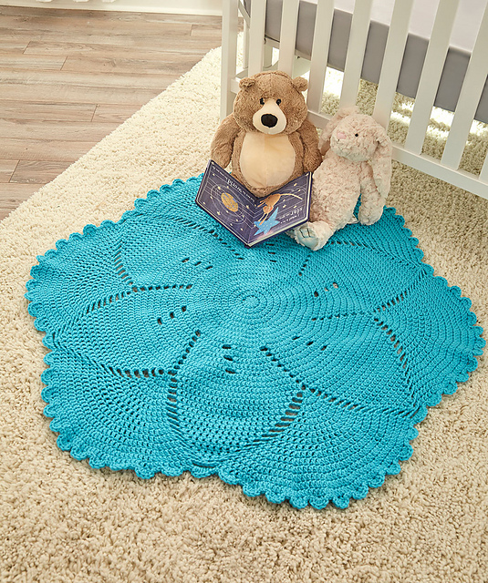 Scalloped Baby Blanket