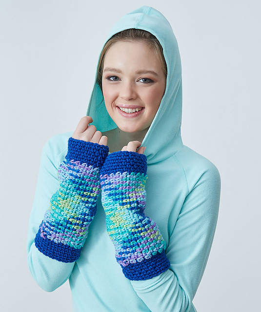 Planned Pooling Argyle Wristers