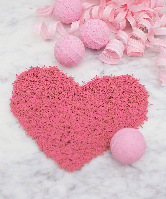 Loving Heart Scrubby
