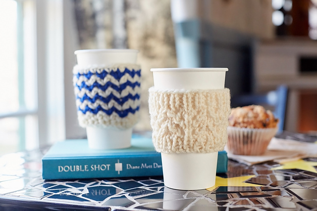 Lacy Knit Cup Cozy