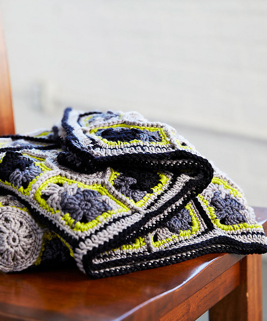 Nouveau Chic Granny Throw